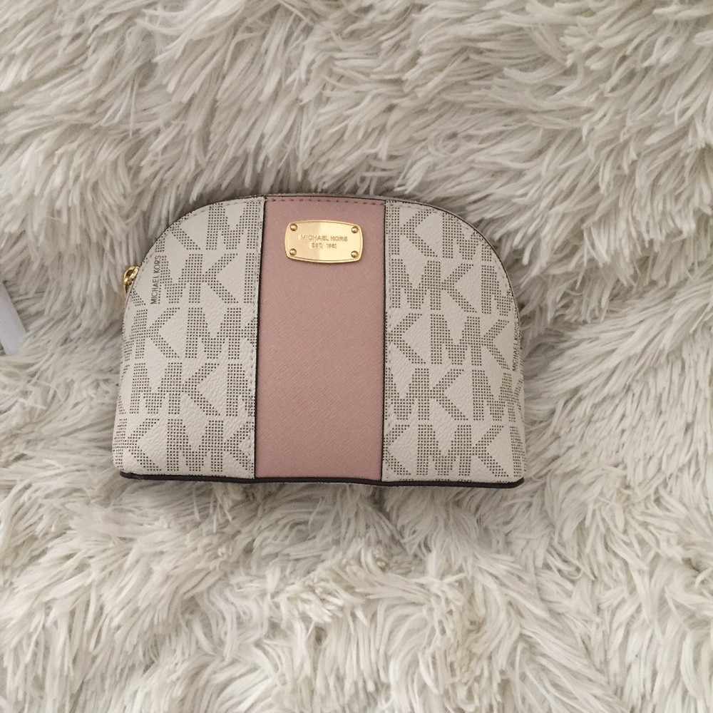 Michael Kors Make-up travel bag